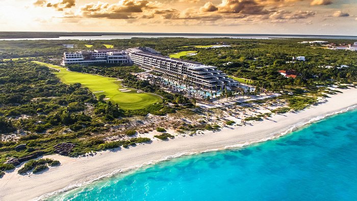 ATELIER Playa Mujeres nuevamente galardonado
